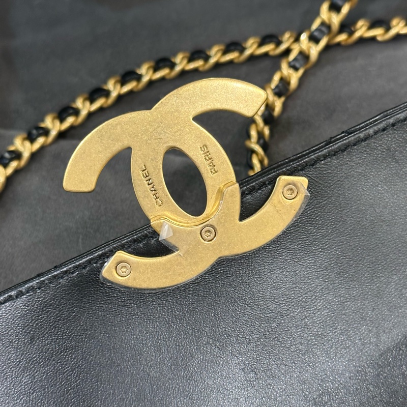 全新帶膜 全配🈶️24年購證❤️香奈兒 #大logo #黑金 #方胖子 #cf-7