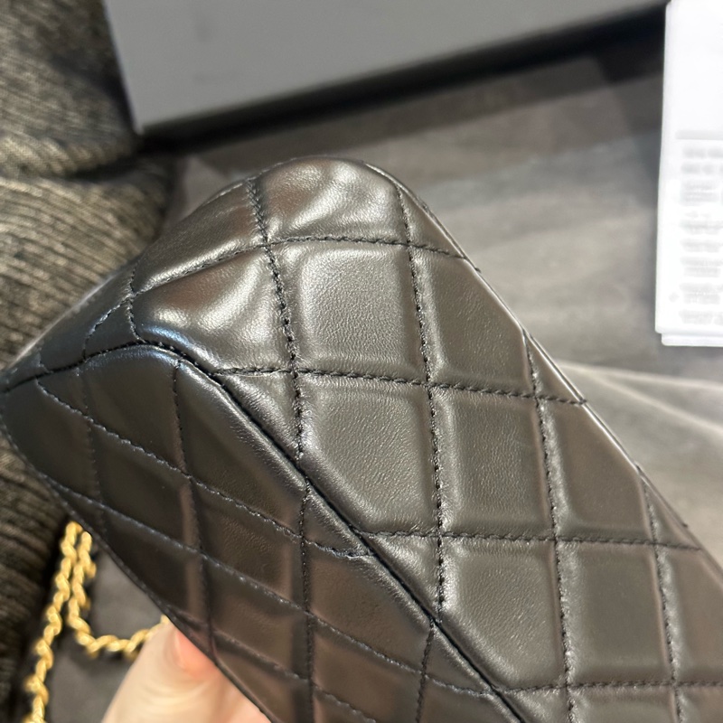 全新帶膜 全配🈶️24年購證❤️香奈兒 #大logo #黑金 #方胖子 #cf-12