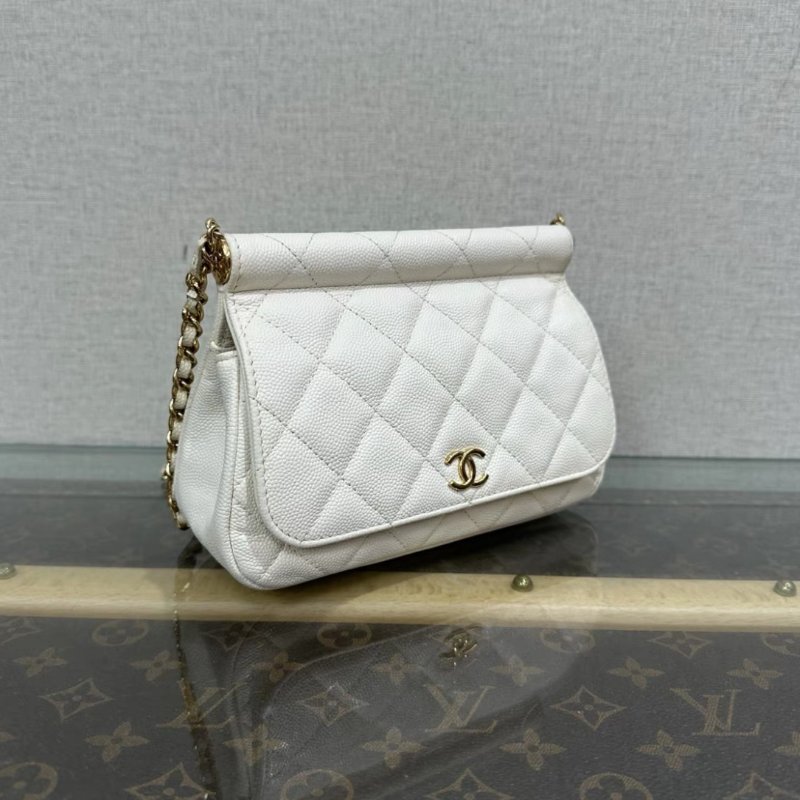 CHANEL 22K白金荔枝牛皮肩背斜背貝殼包 18*12*5.5 98新 配件塵袋-1