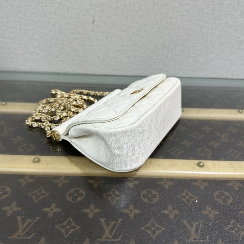 CHANEL 22K白金荔枝牛皮肩背斜背貝殼包 18*12*5.5 98新 配件塵袋-4