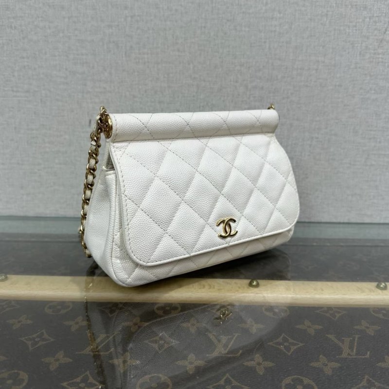 CHANEL 22K白金荔枝牛皮肩背斜背貝殼包 18*12*5.5 98新 配件塵袋-1