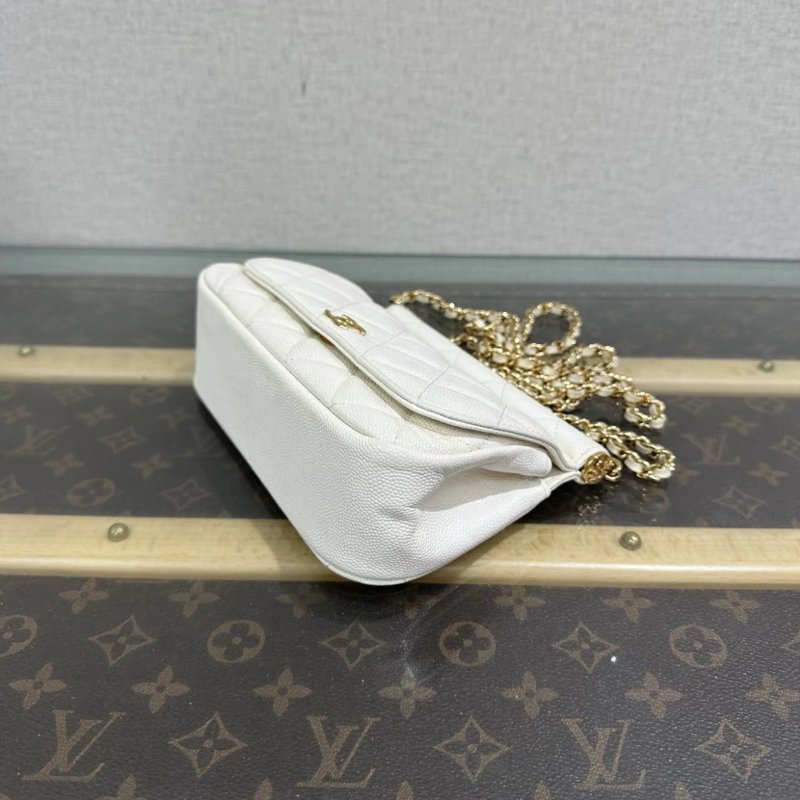 CHANEL 22K白金荔枝牛皮肩背斜背貝殼包 18*12*5.5 98新 配件塵袋-2