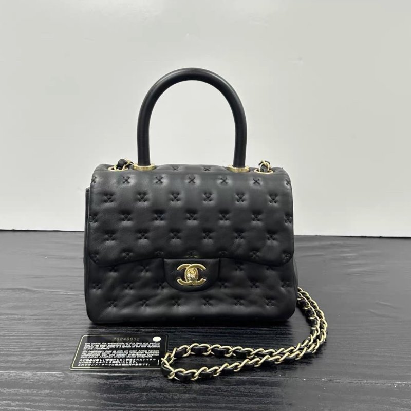 CHANEL 限定黑金十字紋cocohandle小號手提斜背包 21*15*8 99新配件塵袋保卡-0