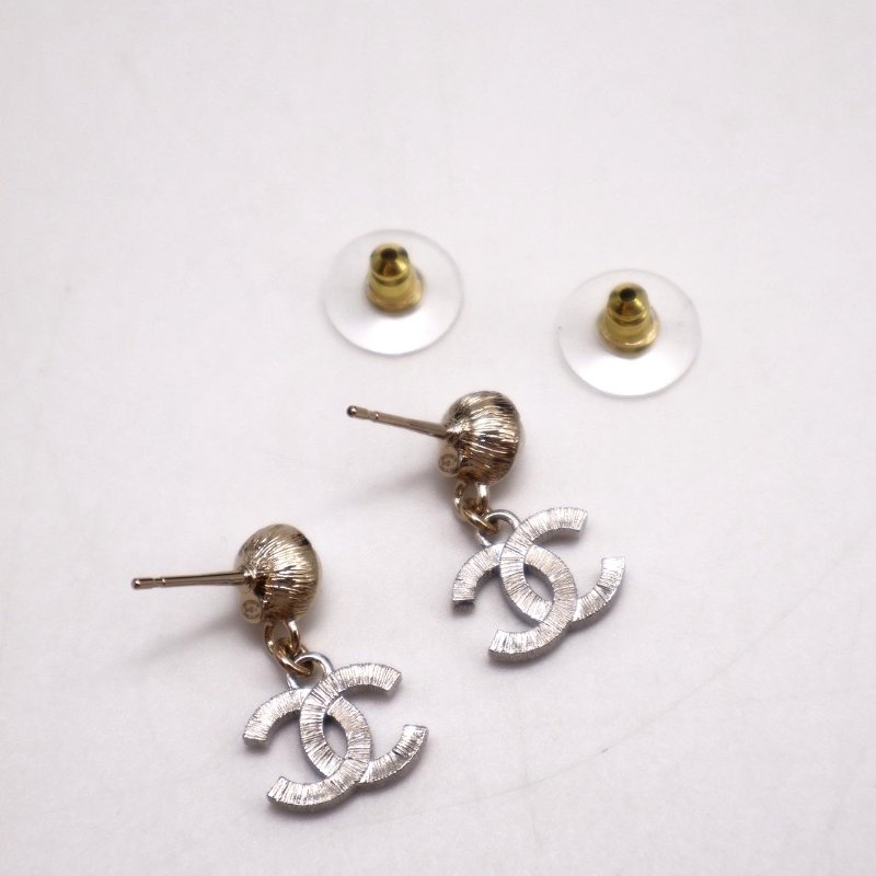 CHANEL 24K復古珍珠雙C吊墜耳環-2