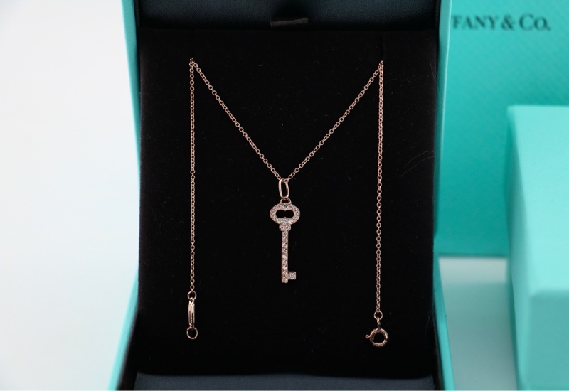 Tiffany蒂芙尼keys玫瑰金豬鼻滿鑽鑰匙項鍊-3