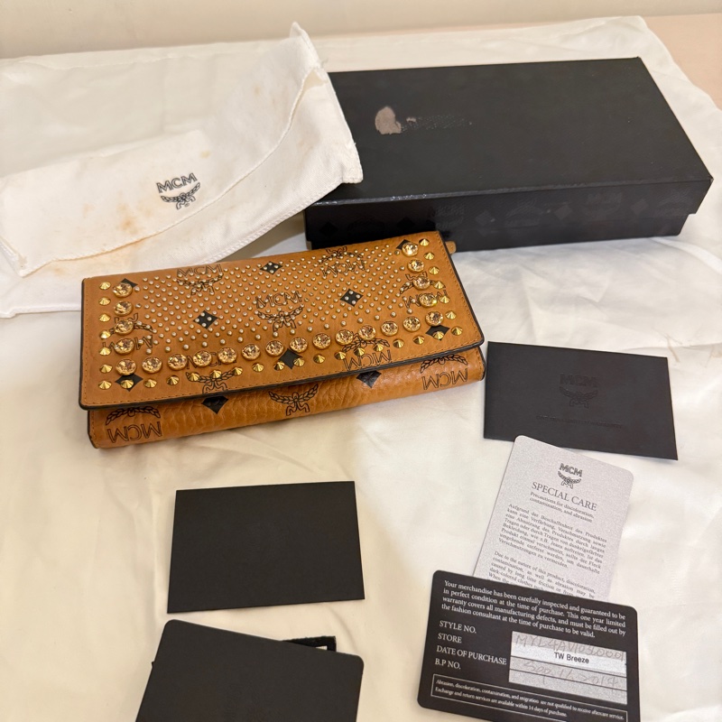 MCM原色水鑽卯丁長夾/全新/牛皮色/咖啡色/三折長夾/暗扣長夾-2
