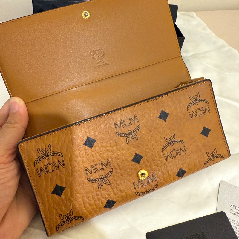 MCM原色水鑽卯丁長夾/全新/牛皮色/咖啡色/三折長夾/暗扣長夾-7