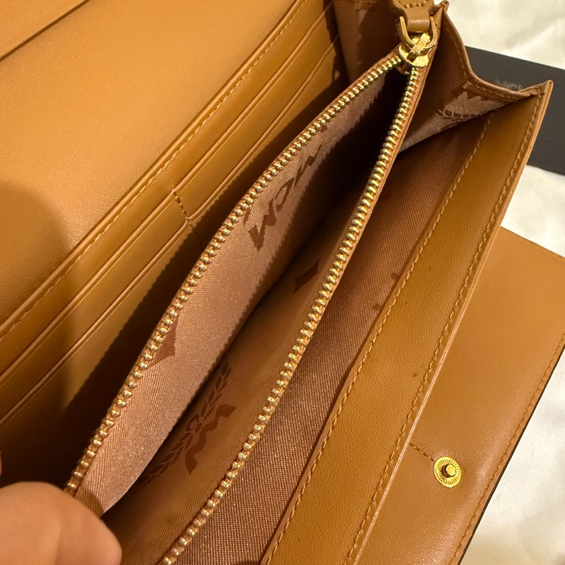 MCM原色水鑽卯丁長夾/全新/牛皮色/咖啡色/三折長夾/暗扣長夾-14