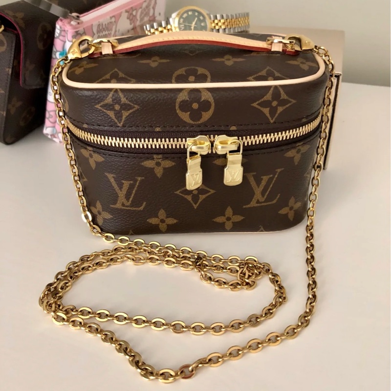 ✨售 二手真品 LV M44936 經典Monogram帆布 NICE NANO拉鍊迷你化妝箱-17