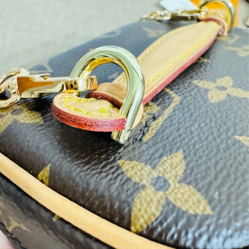 ✨售 二手真品 LV M44936 經典Monogram帆布 NICE NANO拉鍊迷你化妝箱-30
