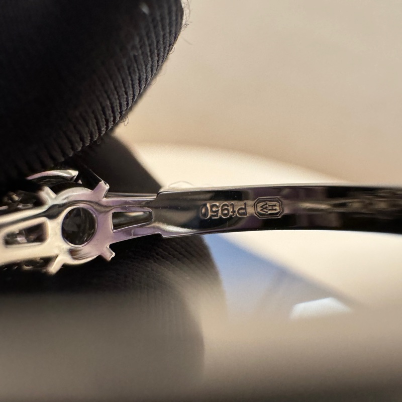 Herry  Winston classic-1