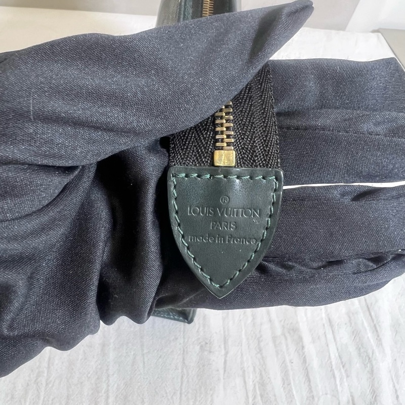 路易威登 皮革手拿包-2