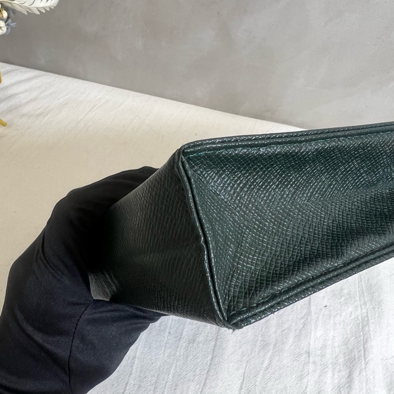 路易威登 皮革手拿包-9