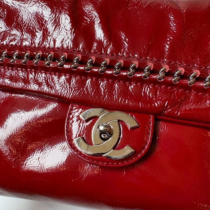 Chanel 銀鍊紅色漆皮下蓋肩側包-4