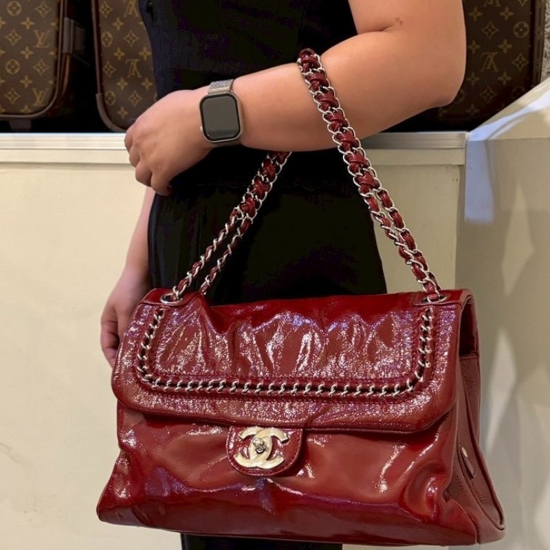 Chanel 銀鍊紅色漆皮下蓋肩側包-6