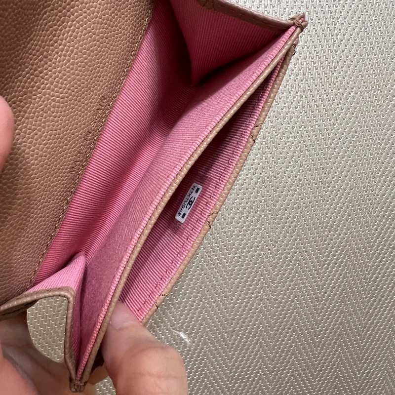 Chanel 奶茶色荔枝皮金釦卡包AP3523-9