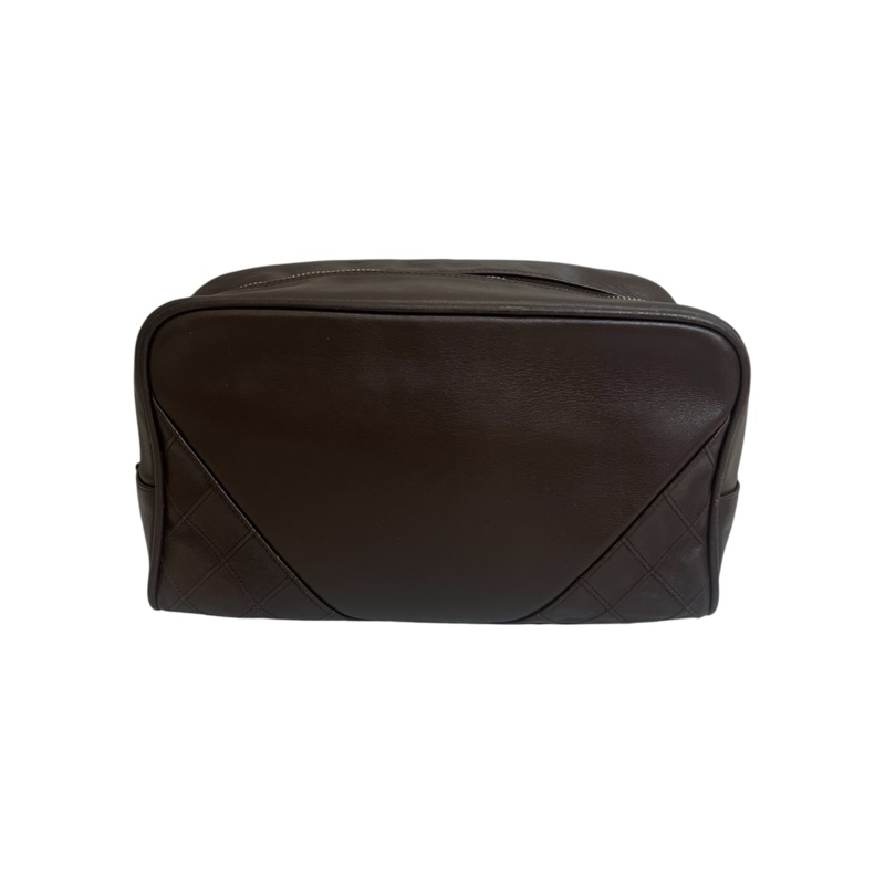 CHANEL 復古魚子醬皮革化妝包-0