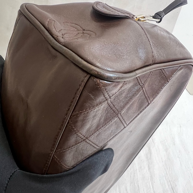 CHANEL 復古魚子醬皮革化妝包-11