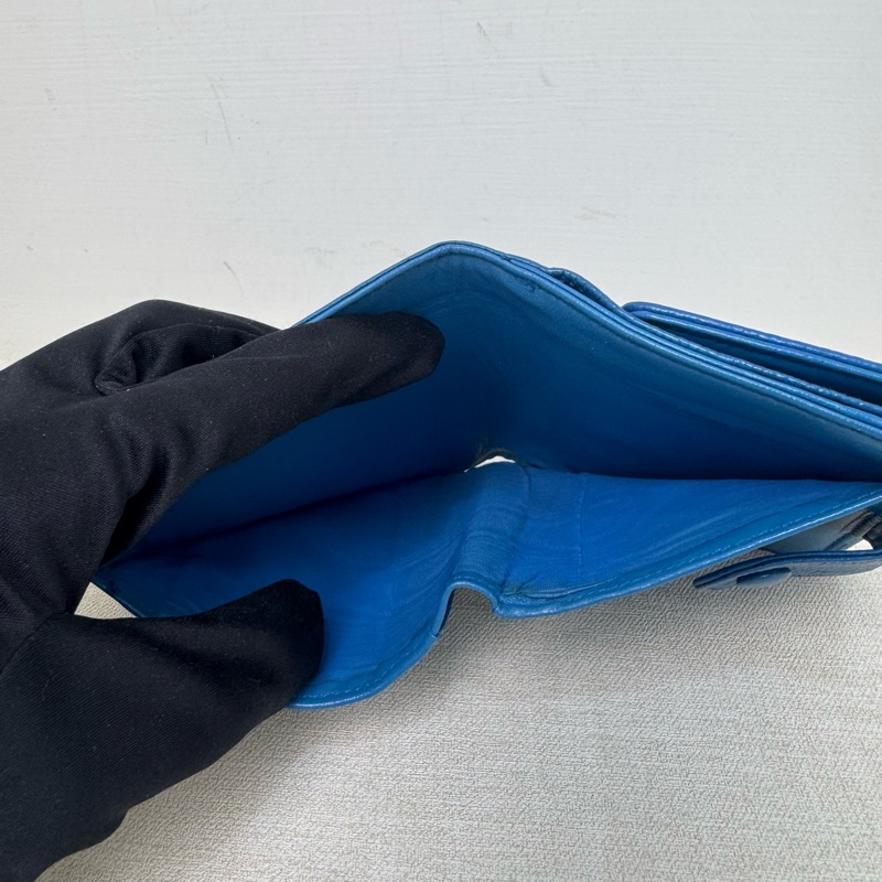 Chanel 藍 魚子醬短夾-18