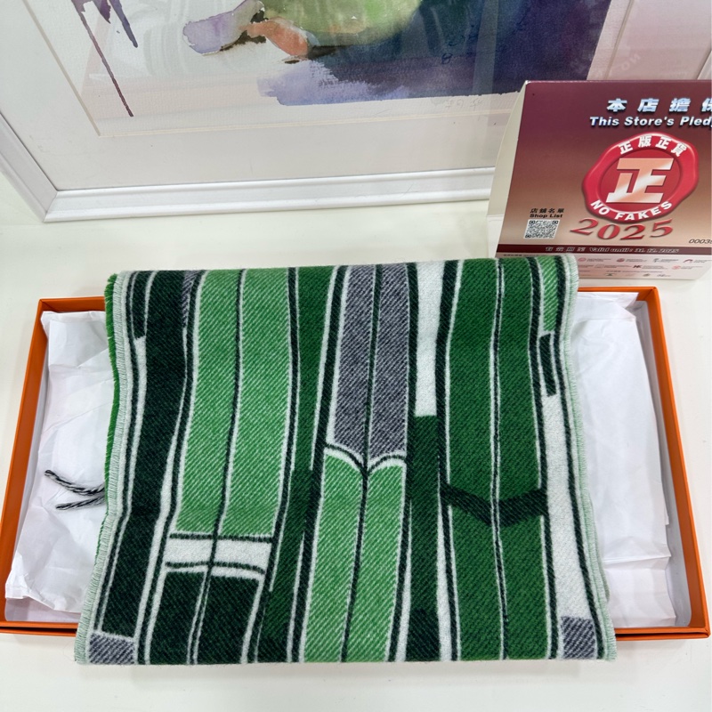 Hermès 愛馬仕 乘風破浪系列羊絨圍巾 綠色/白色男女同款 25*150cm 閒置未使用-0