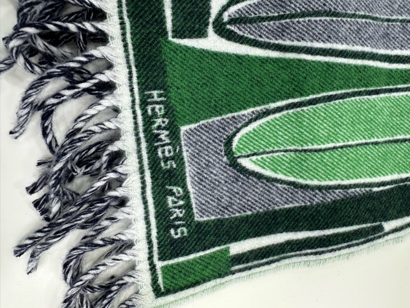 Hermès 愛馬仕 乘風破浪系列羊絨圍巾 綠色/白色男女同款 25*150cm 閒置未使用-3