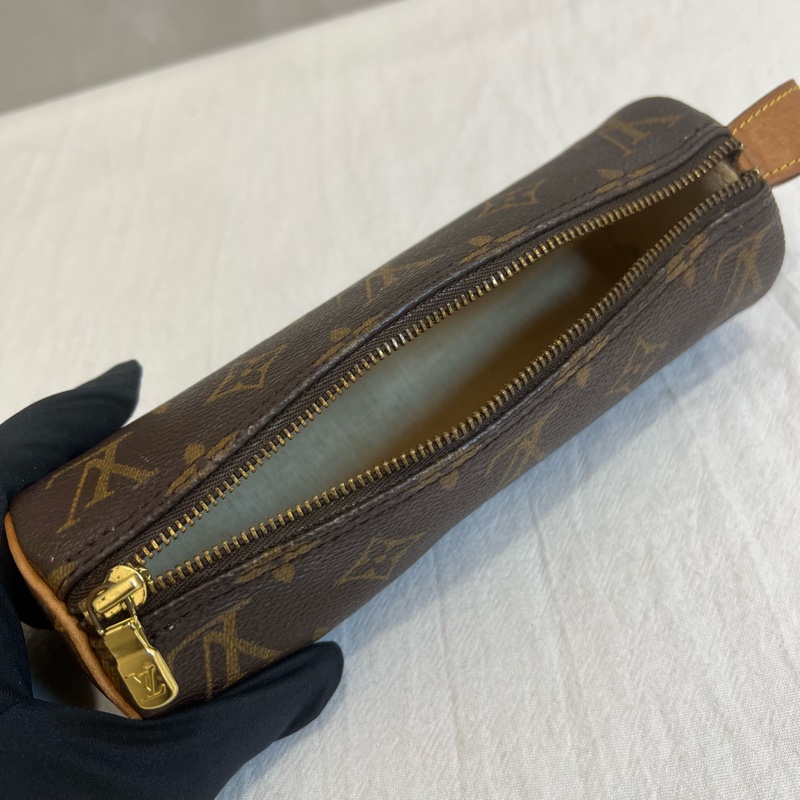 Louis Vuitton 圓筒筆袋-13
