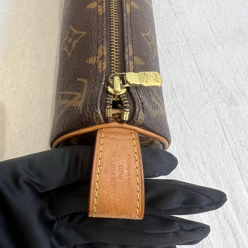 Louis Vuitton 圓筒筆袋-16