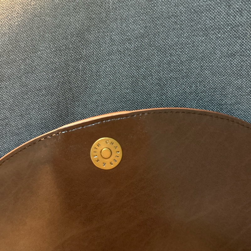 Gabine 真皮中型馬鞍包 - 深咖啡-9