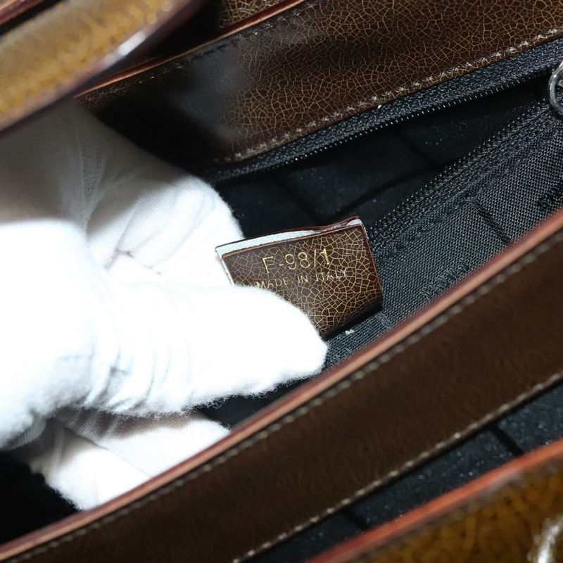 【日本直送】CELINE 漆皮單背包 卡其色 銀色 正品 ep9681-10