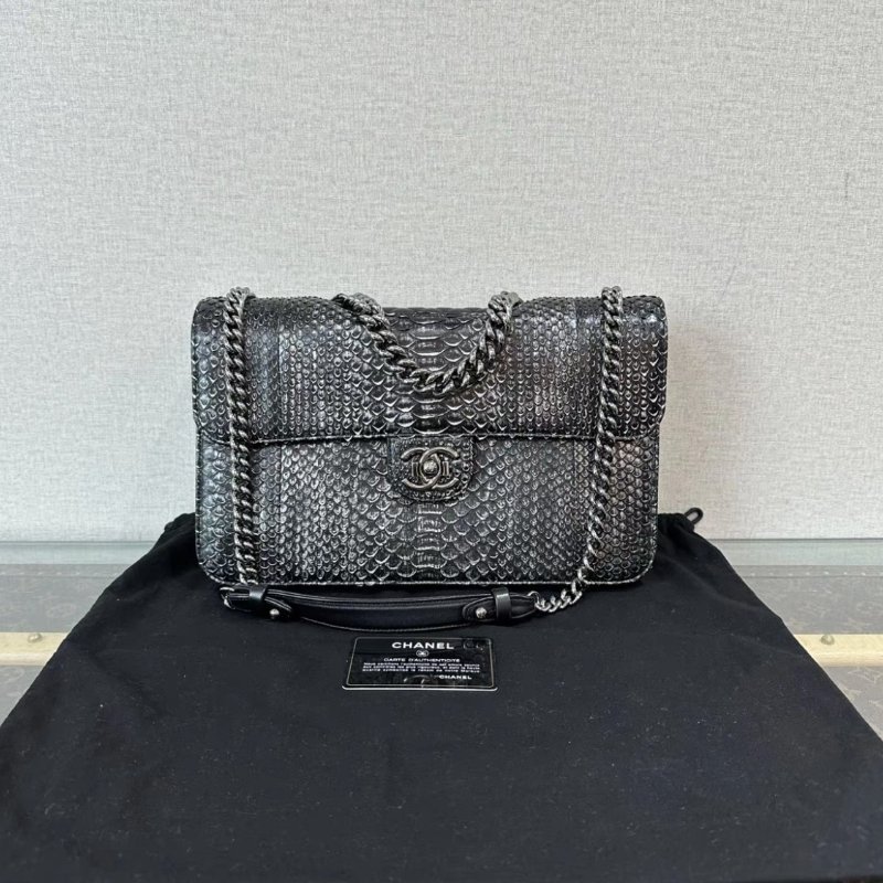 CHANEL 黑銀蛇皮孟買CF鏈條包 31*18*6 99新 配件塵袋保卡-0