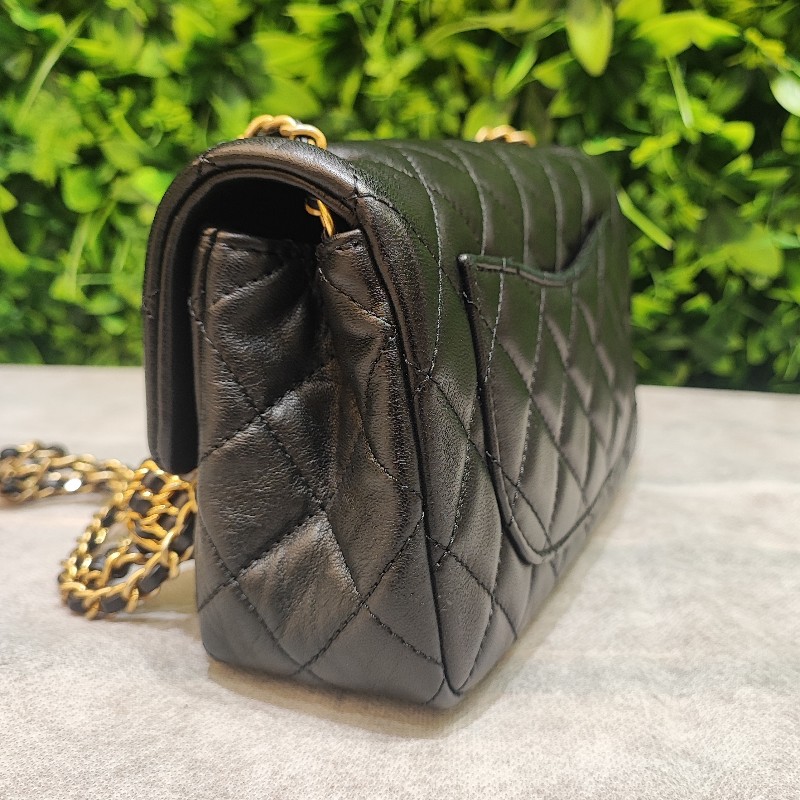 Chanel Chain Bag-4