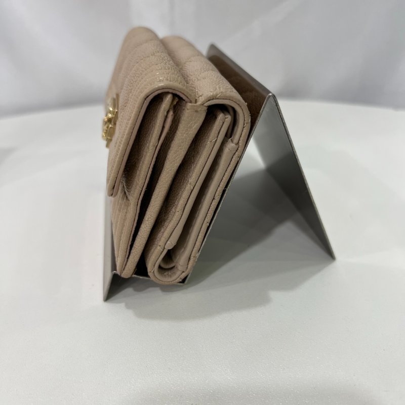 CHANEL 27開 奶茶色BOY荔枝三折短夾-2