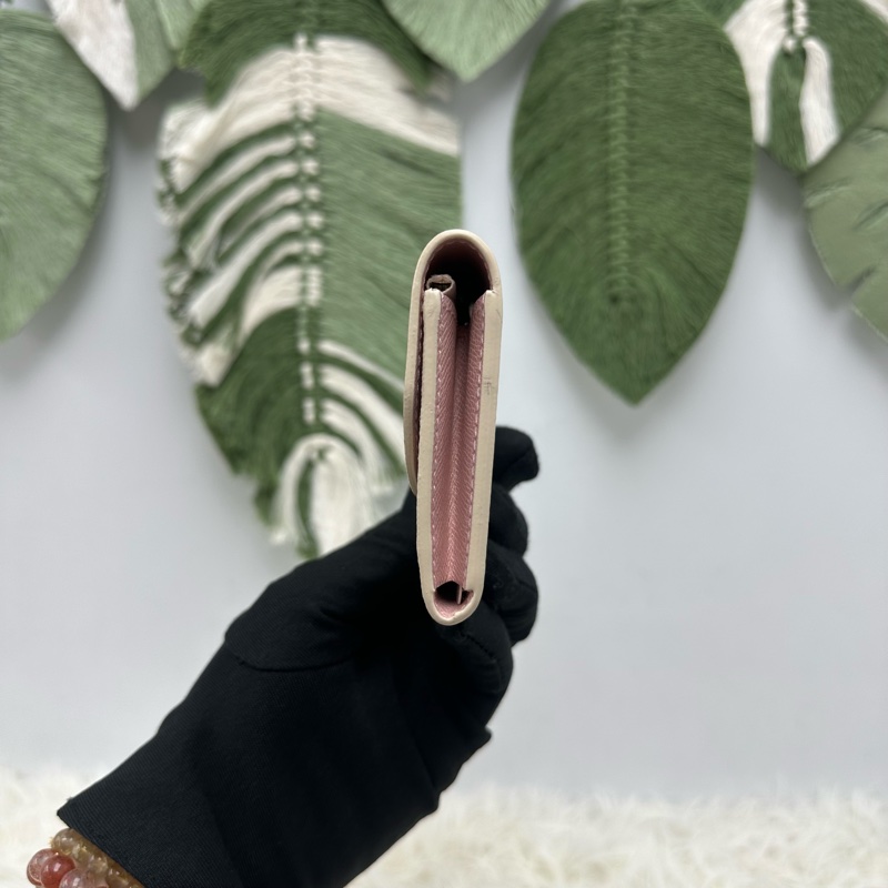 LV 白色棋盤格拼粉色零錢包 卡片包-1