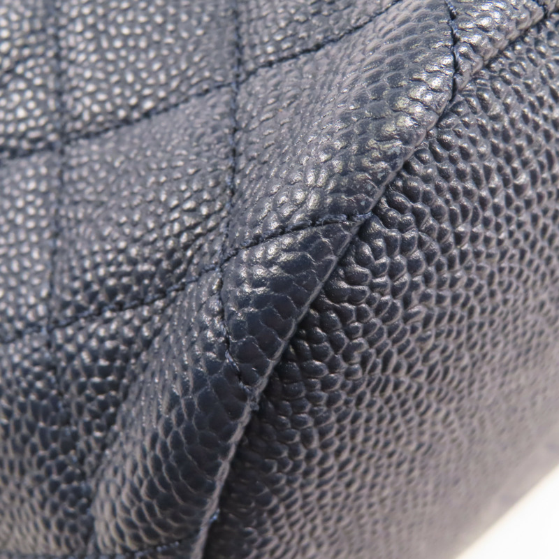 CHANEL 牛皮皮革Filigree Backpack金扣背包-9