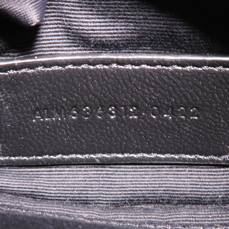 SAINT LAURENT 牛皮皮革Pouch金扣手拿包-6
