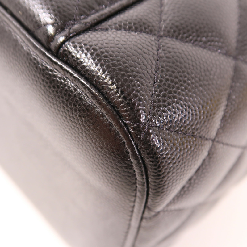 CHANEL 牛皮皮革Vanity Bag金扣手挽袋-12