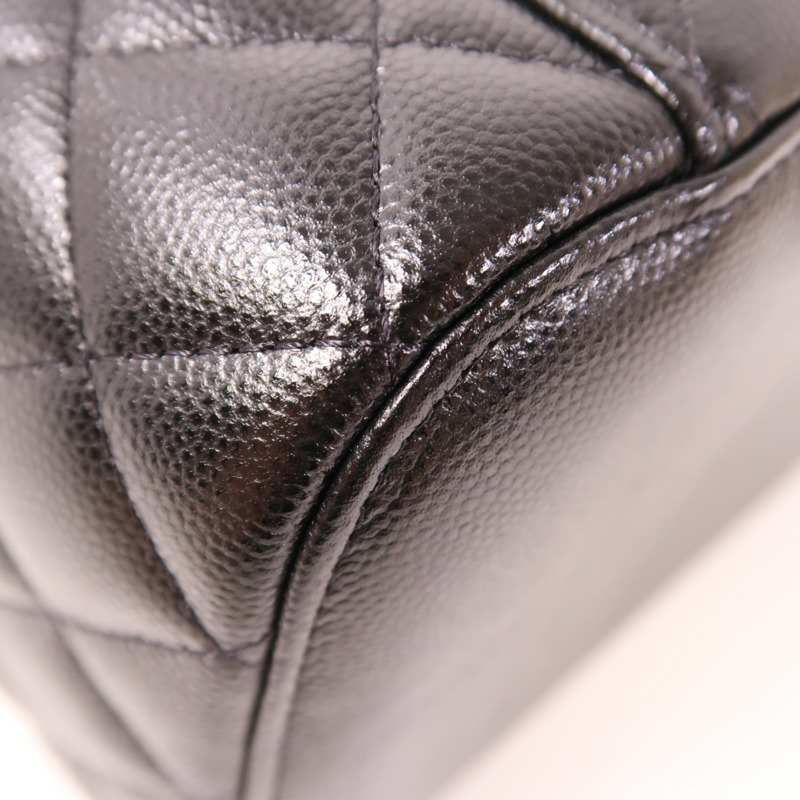 CHANEL 牛皮皮革Vanity Bag金扣手挽袋-13