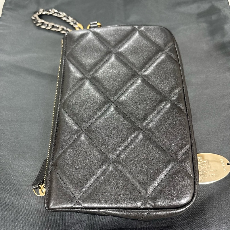 限時特價 CHANEL 19 Pouch with handle 手拿包-7