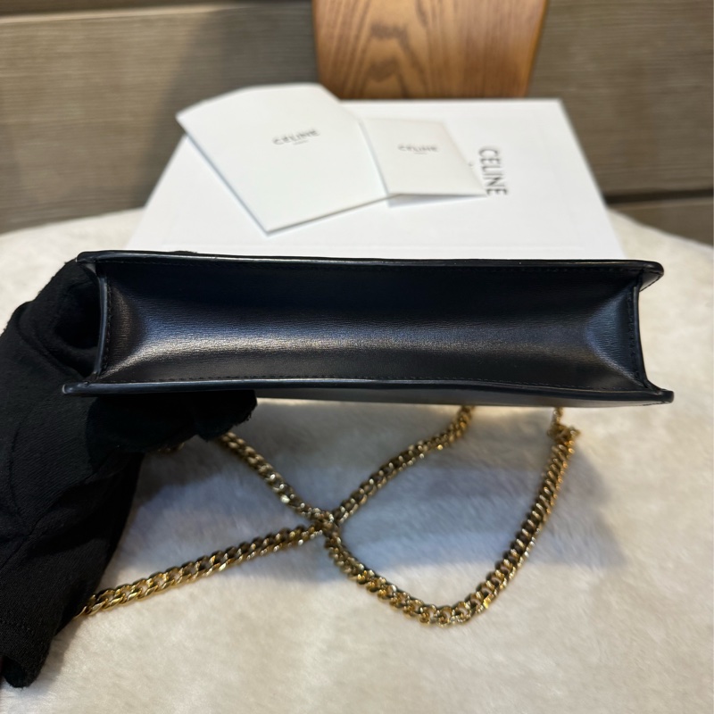 Margo 金鍊牛皮WOC/斜背包(黑色)-5