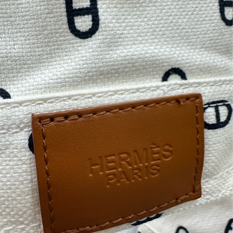 Hermes 愛馬仕 23年爆款豬鼻子Logo滿印牛仔外套 34碼-5