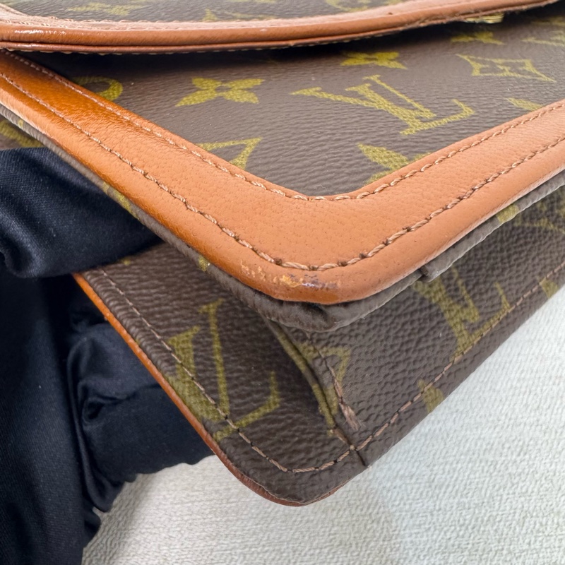 Louis Vuitton 老花紅皮手拿包-10