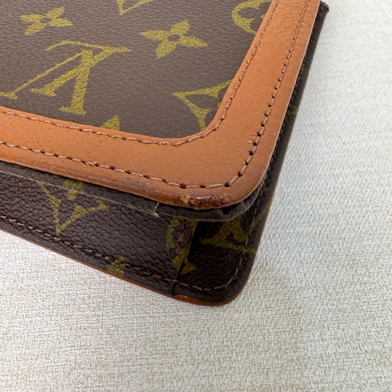 Louis Vuitton 老花紅皮手拿包-11