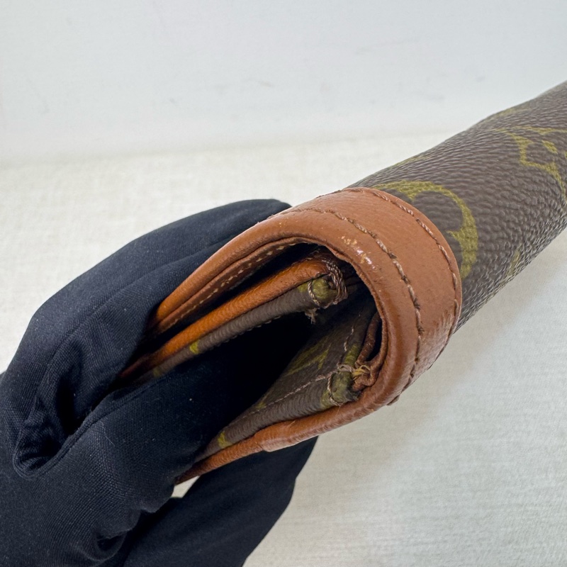 Louis Vuitton 老花紅皮手拿包-14