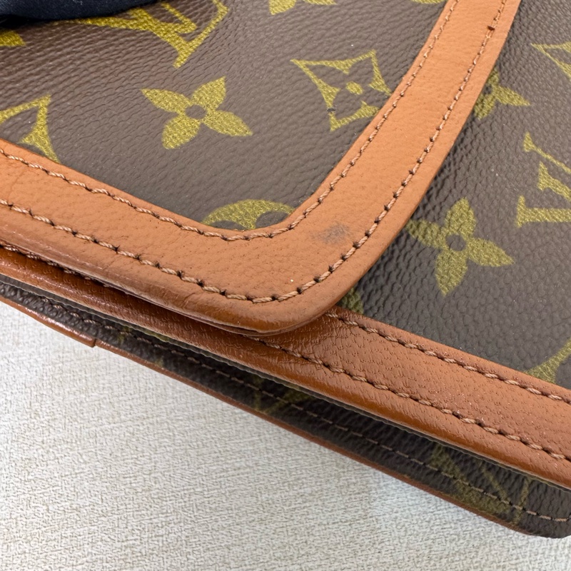 Louis Vuitton 老花紅皮手拿包-16