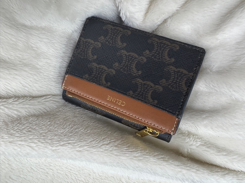 CELINE三折皮夾-1