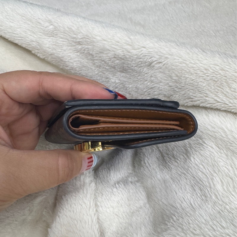 CELINE三折皮夾-8