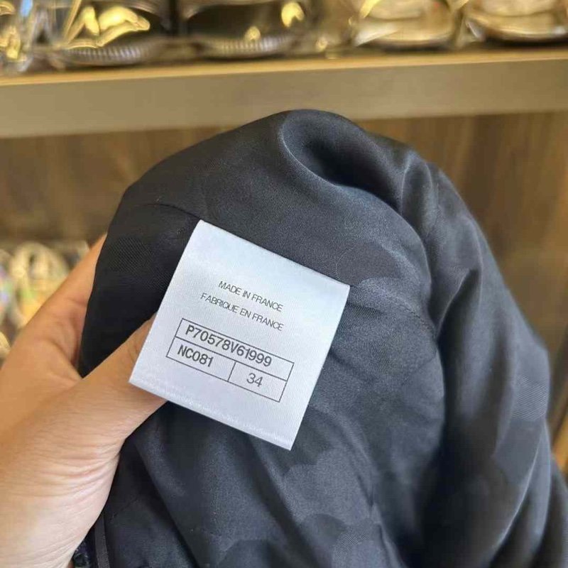 Chanel 21S連身裙 34號 非常新 原價30幾萬 誠可議-5