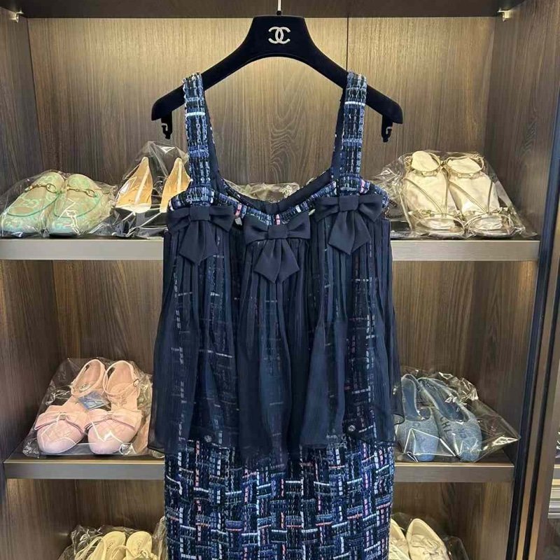 Chanel 21S連身裙 34號 非常新 原價30幾萬 誠可議-7