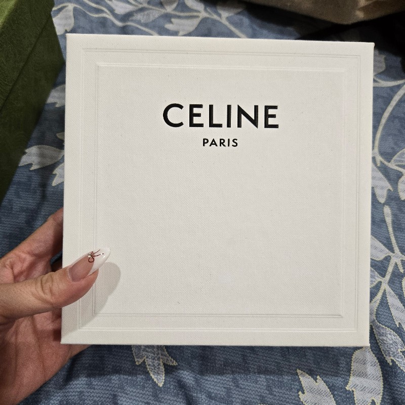 Celine 大LoGo老花零錢包-0