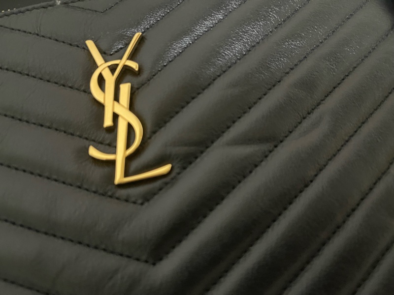 聖羅蘭YSL黑金牛皮山形紋山型V紋手拿包卡包-2